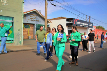 Foto - Desfile Cívico de 7 de Setembro emociona Campos Novos Paulista