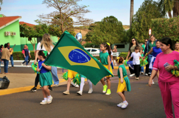 Foto - Desfile Cívico de 7 de Setembro emociona Campos Novos Paulista