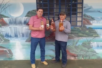 Meio Ambiente em Ação: Troca de Óleo Usado por Óleo Novo