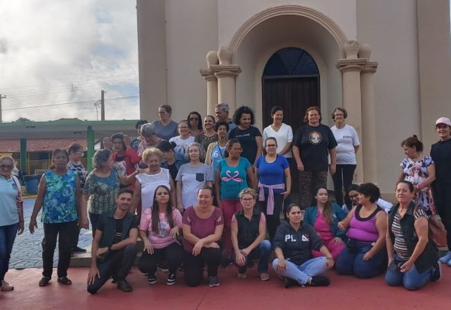 Ação coletiva com o Grupo Vida e Movimento.