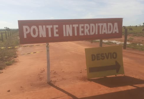 Manutenção na Ponte da Água do Camilo