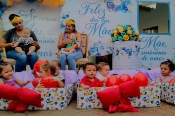 Homenagiando todas as mamães pelo o 