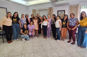 Gestantes participam de visita à Maternidade Gota de Leite