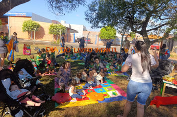Encanto em Cada Página: Piquenique Literário na Creche Alzira Vieira Bertoncini