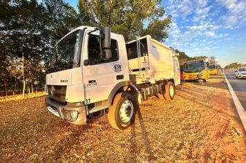 Agradecendo ao Deputado, Secretário do Governo, Governador e aos Vereadores.