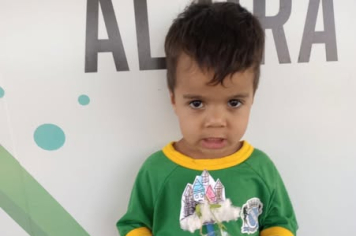 Aventuras com João e o Pé de Feijão