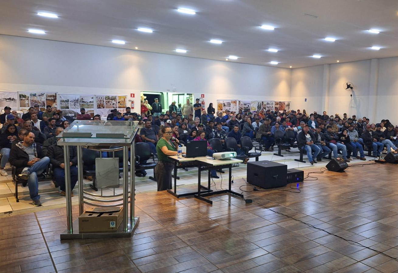 Campos Novos Paulista sedia reunião do Programa Nacional de Crédito Fundiário (PNCF)