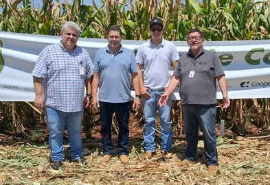 Departamento de Meio Ambiente e Agricultura participam de evento do Programa Milho + SP em Cândido Mota