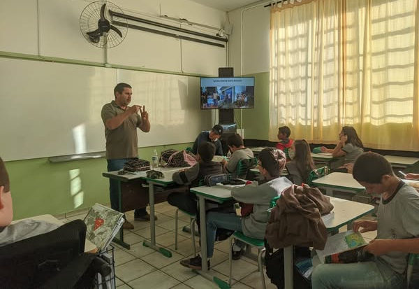 Palestra sobre Preservação Ambiental e o Programa Município VerdeAzul