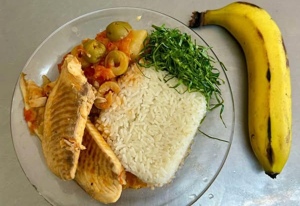 Alimentação Saudável Garantindo o Bem-Estar dos Alunos