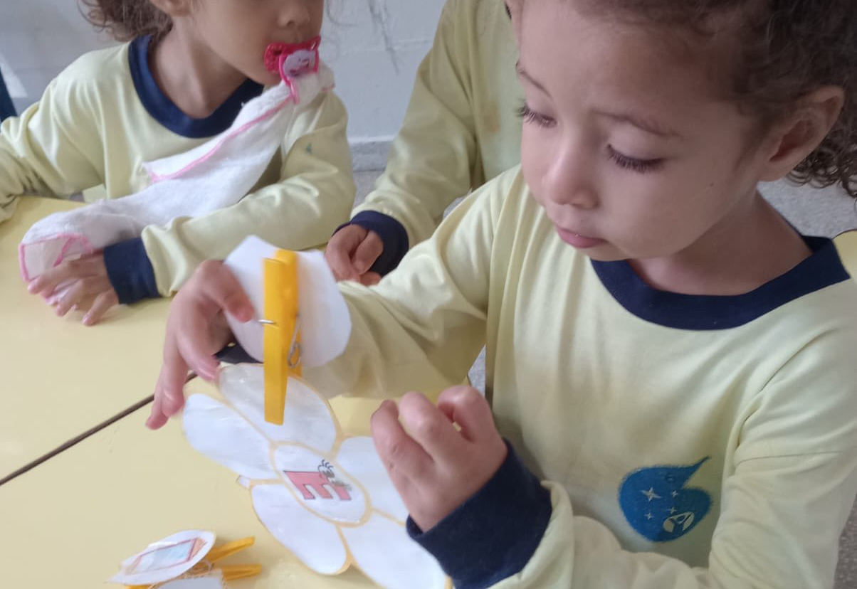 Descobrindo as Vogais de Forma Divertida