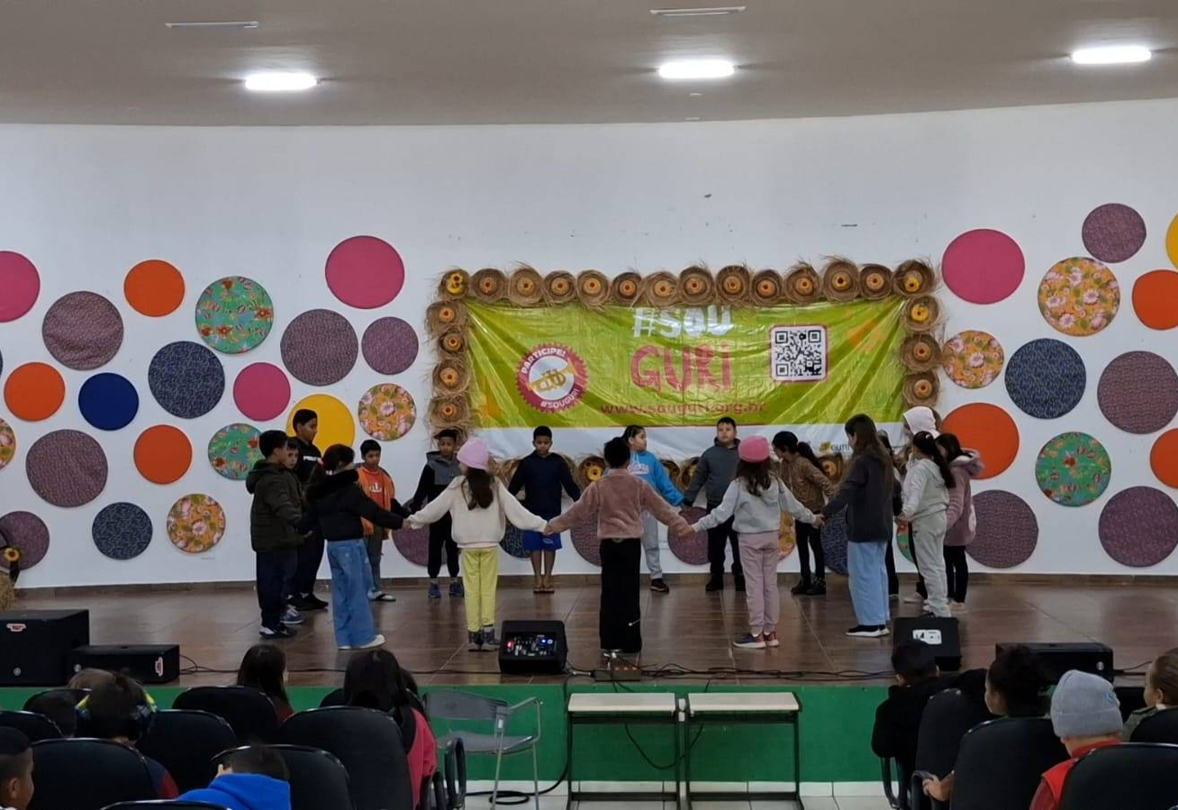 Encerramento do 2º Bimestre é Marcado por Apresentações Culturais na EMEF Viviana Lúcia