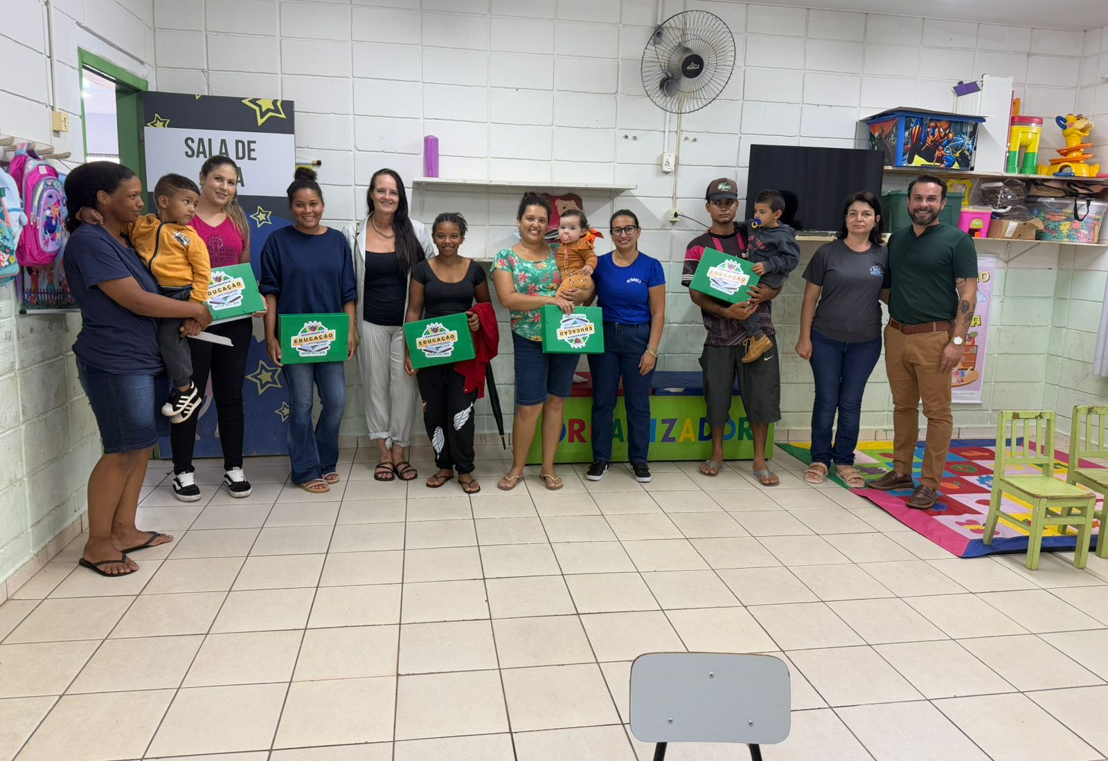 Educação de Qualidade: Entrega de Material Escolar nas Escolas Municipais